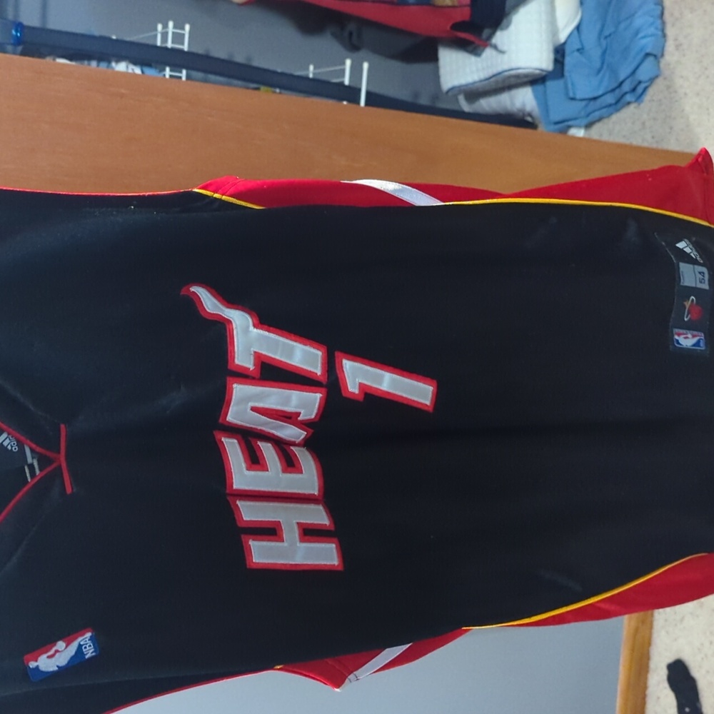Chris bosh heat jersey